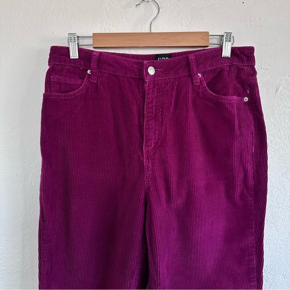 Urban Outfitters BDG Mom High Rise Corduroy Pants - Picture 3 of 8